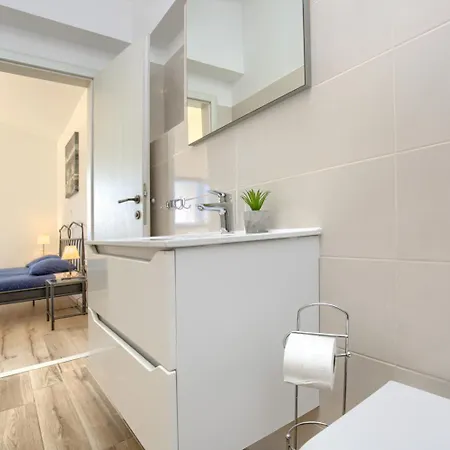 Amorea Kuca Sa Privatnim Bazenom I Vrtom, Segotici, Istra * Krnica