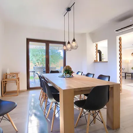 Amorea Kuca Sa Privatnim Bazenom I Vrtom, Segotici, Istra Holiday home