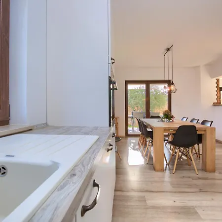 Amorea Kuca Sa Privatnim Bazenom I Vrtom, Segotici, Istra Holiday home Krnica